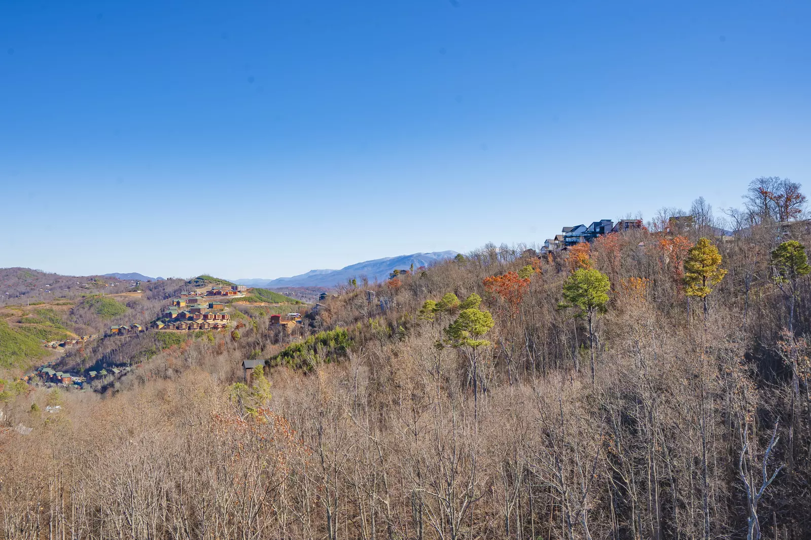 RoofTop Summit Lodge